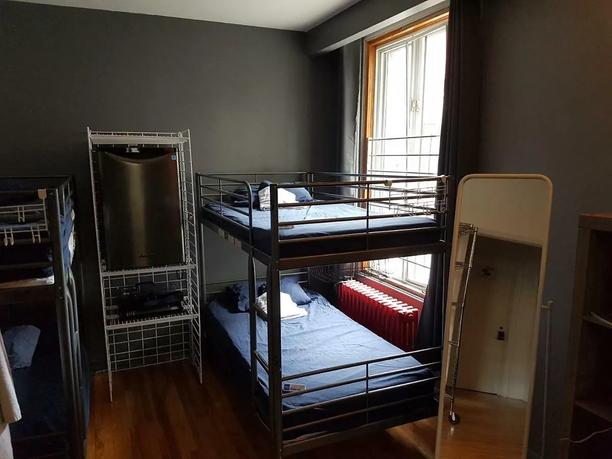 Pied-A-Terre Mont-Royal Hostel Montreal